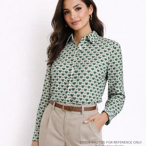 J.Crew Perfect Shirt Green Heart Bee Print Button Down Preppy Workwear Blouse 6
